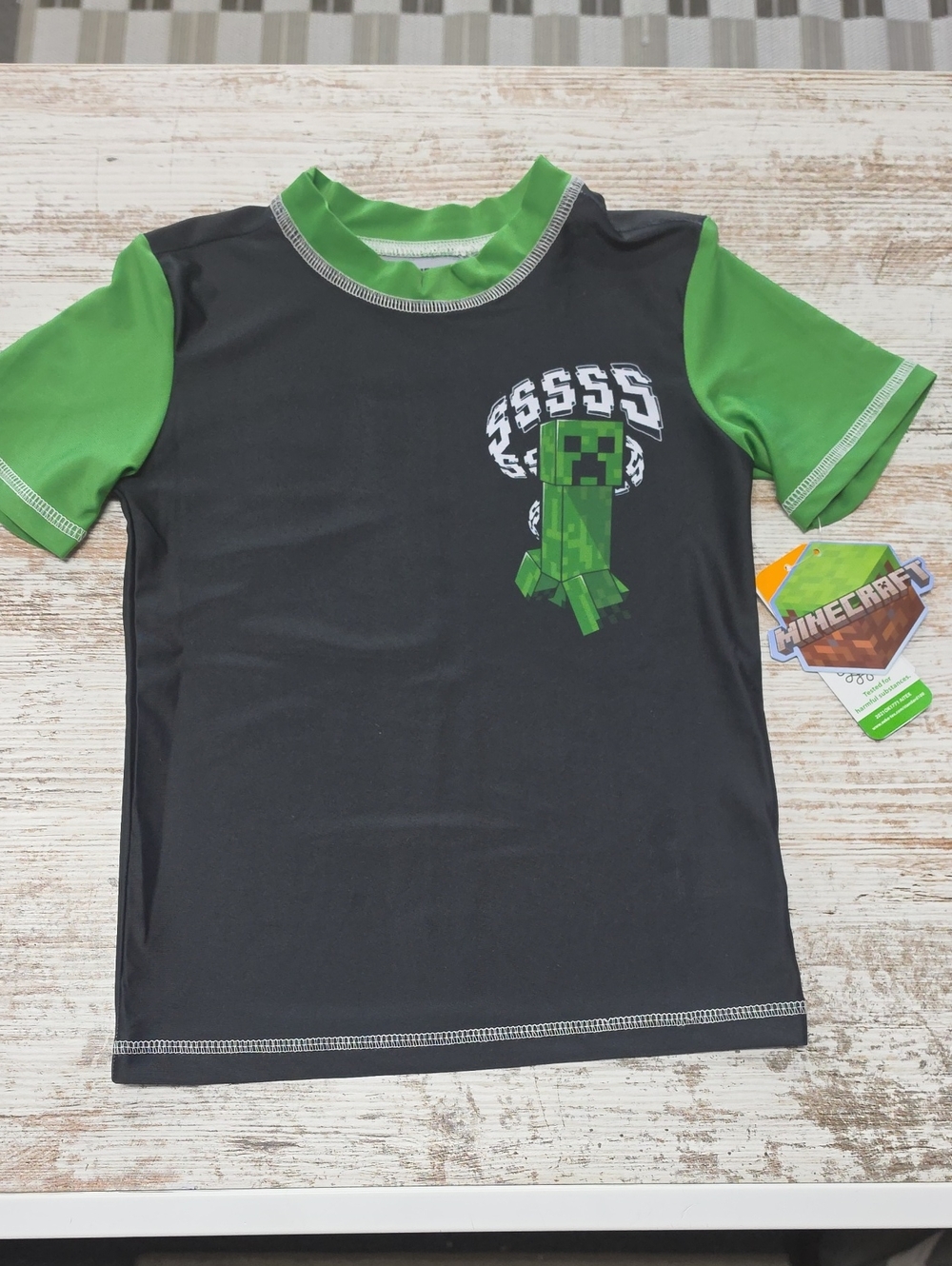 Minecraft Boys' Short Sleeve Creeper Tee - Black & Green